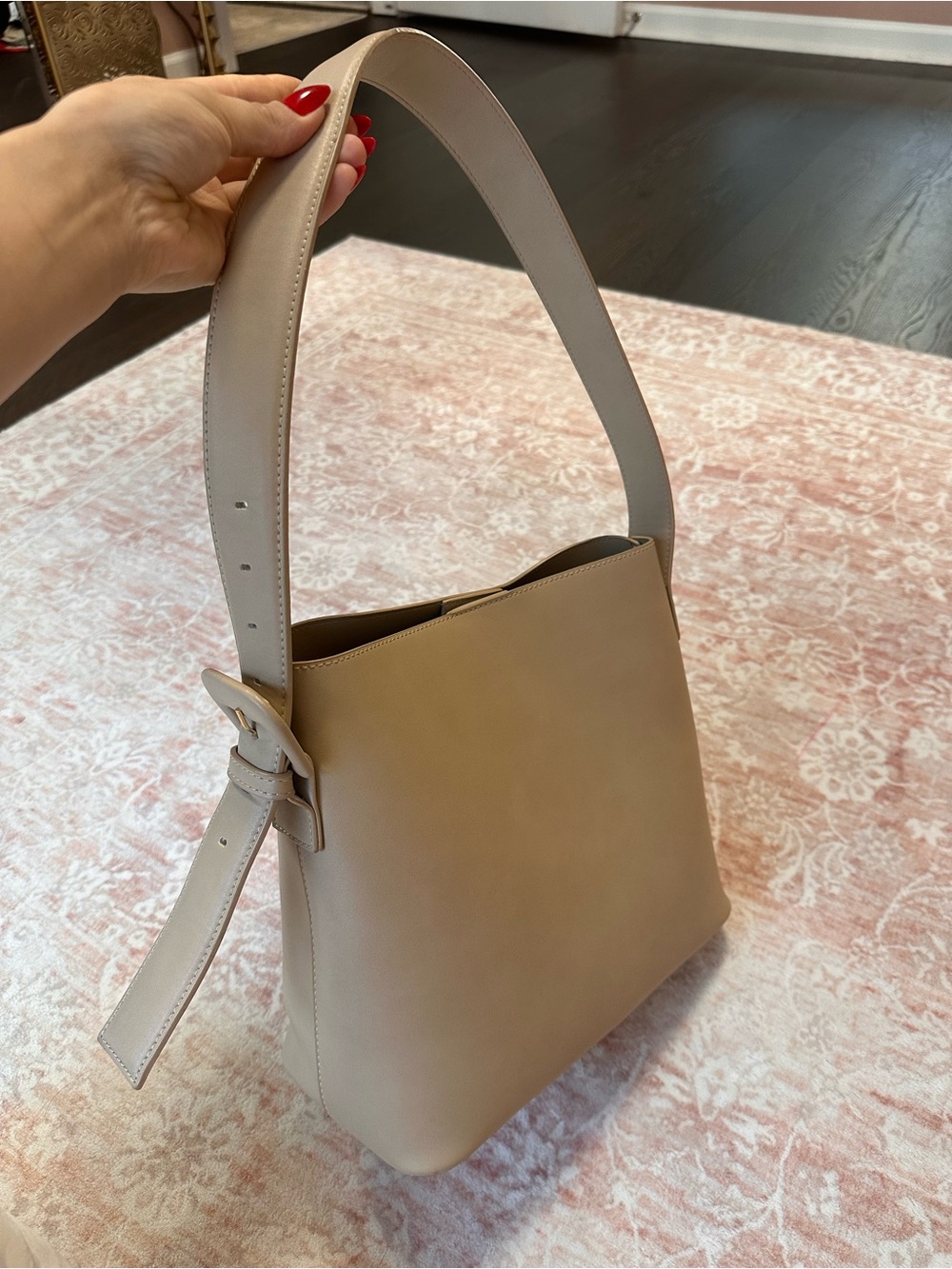 Like New 🤎 Vegan Leather Bostanten Bucket Bag - Picture 6 of 16